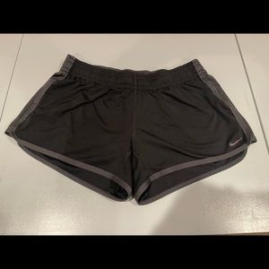 Nike Dri-fit shorts Womens size M Black/gray